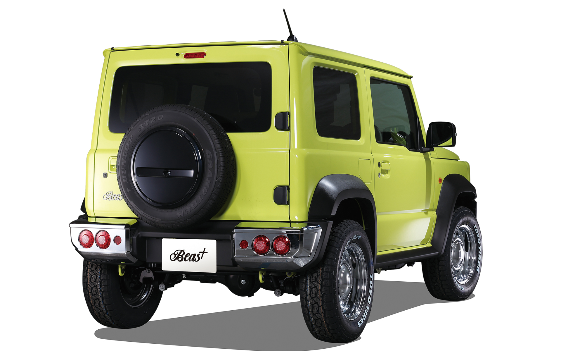 画像は3ドアのジムニーシエラにボディキット「Beas＋」を装着したもの