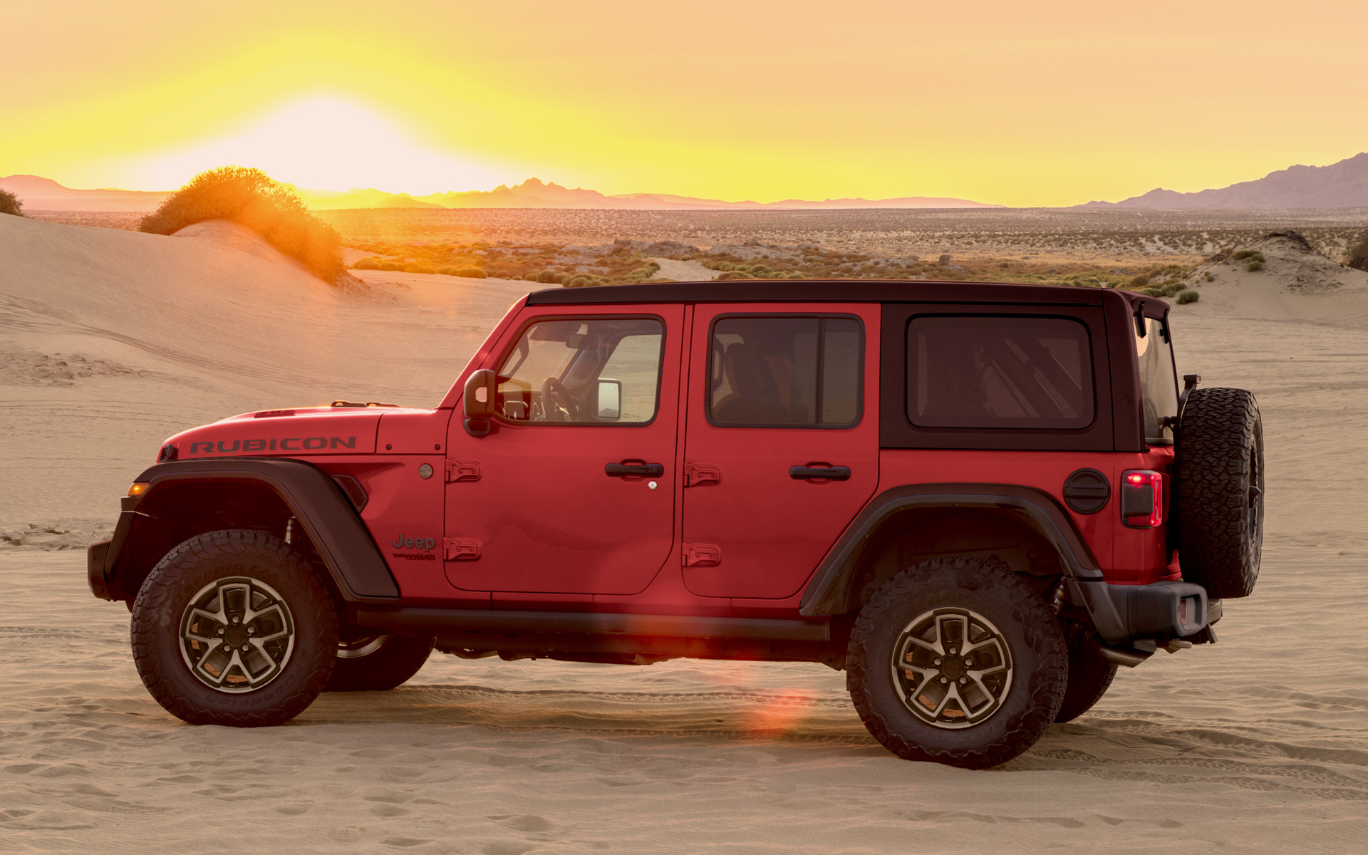 ジープの本格オフローダー「ラングラー」をメンテナンスプログラム付き低金利プランで購入できる「ボーダレスフェア」を実施