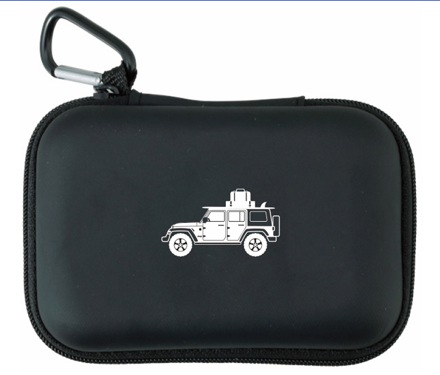 ジープオリジナルの「マルチハードケース」のサイズは、約115×80×40mm（長さ×幅×厚み）、素材はポリウレタン、ポリエステル、アルミニウム