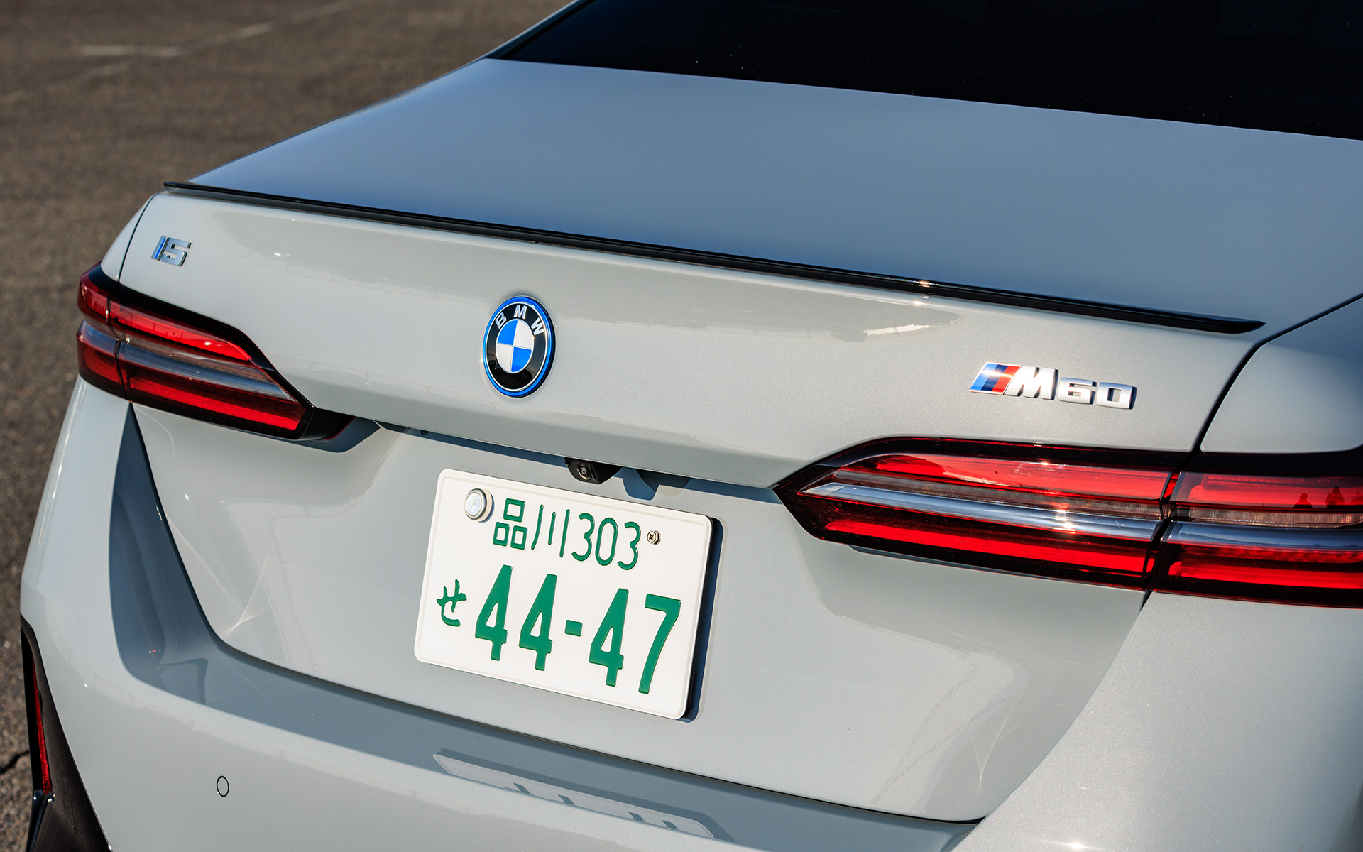 リアスポイラーは標準装備