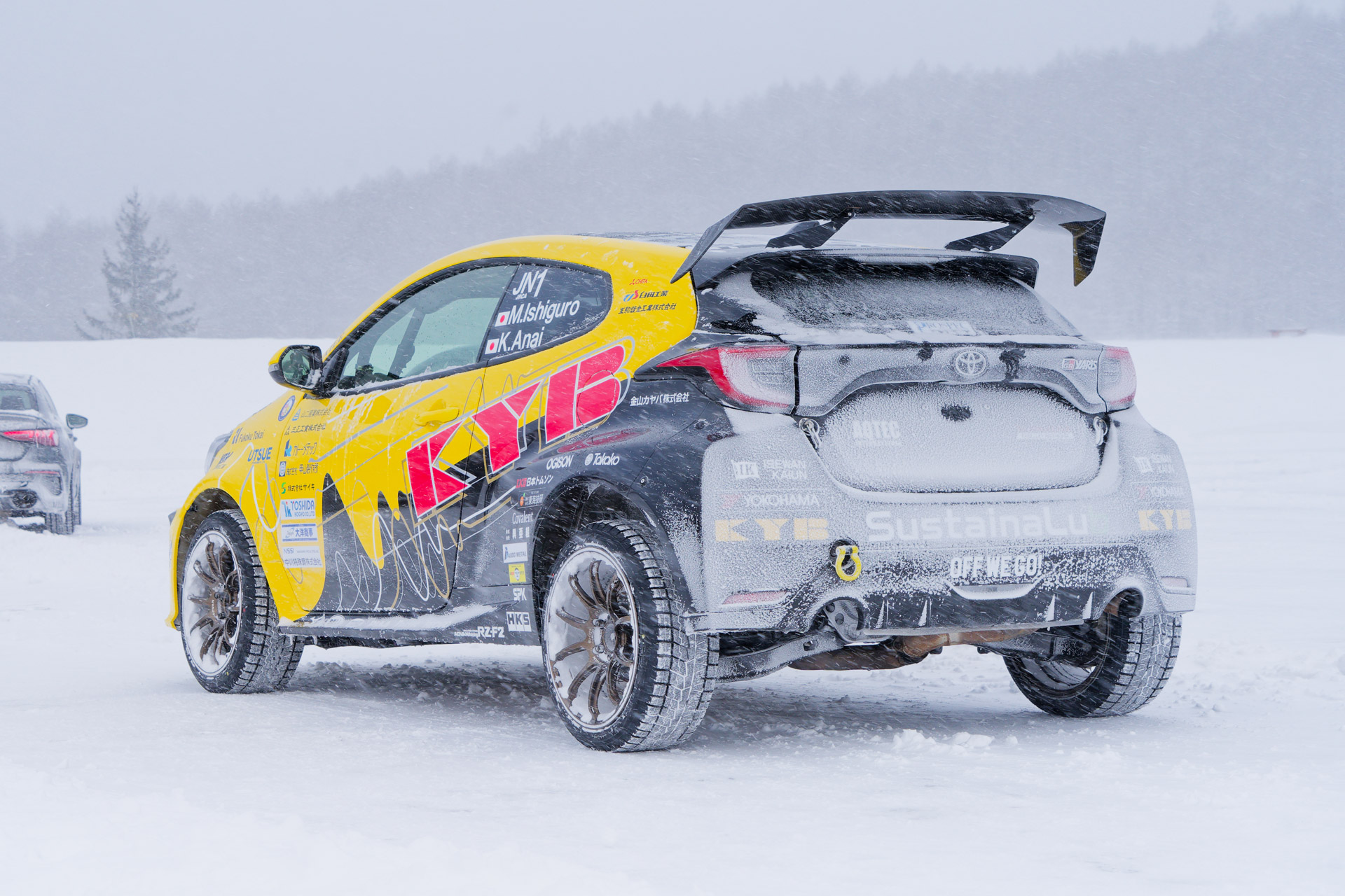 KAYABA RALLY TEAMの全日本ラリー参戦車両