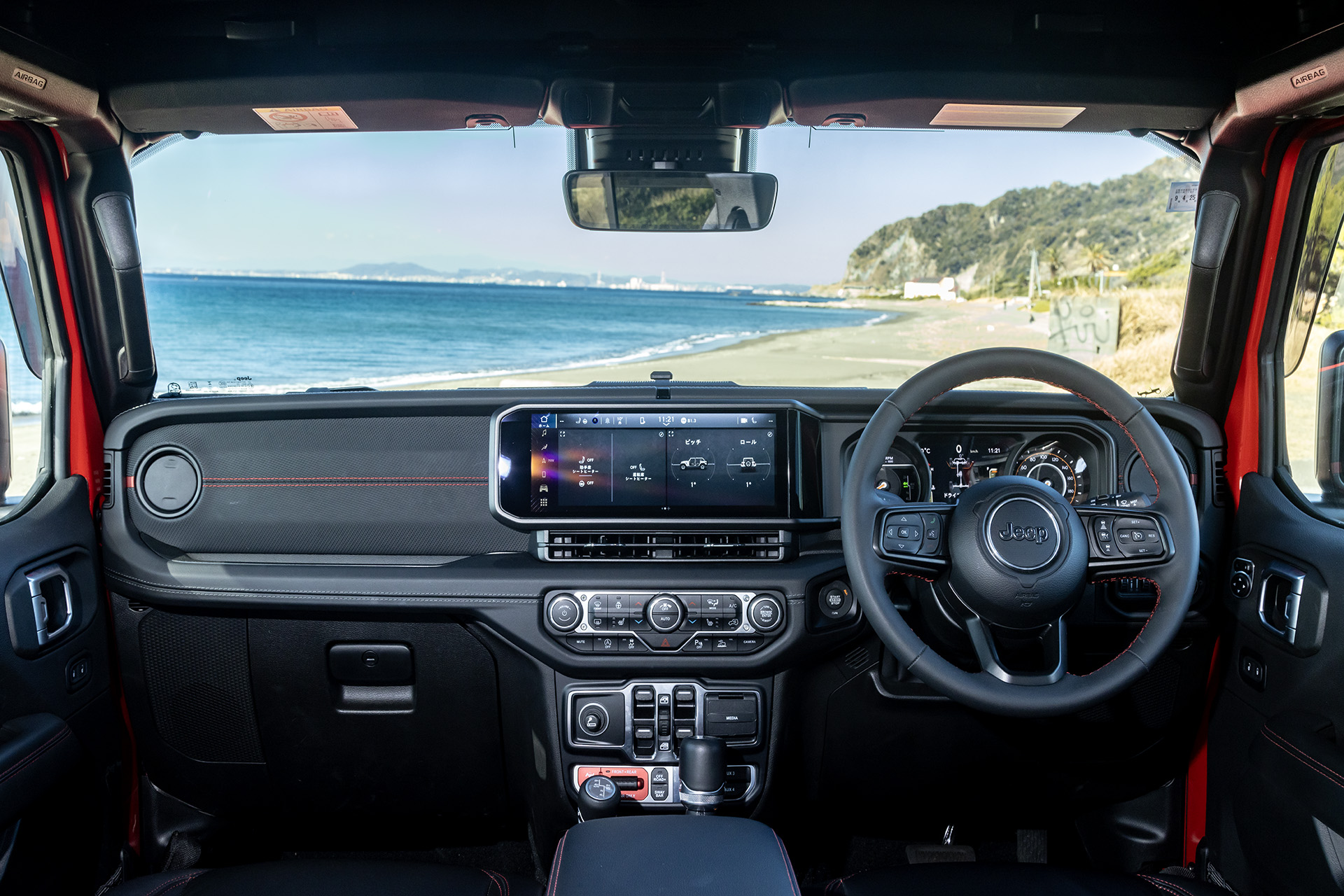 ラングラー アンリミテッド ルビコンのインパネ