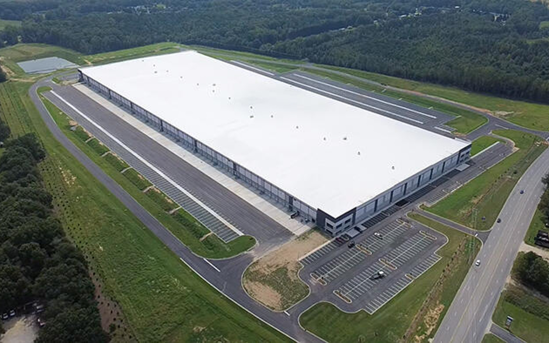 新生産拠点の外観（画像提供：Collier’s International）