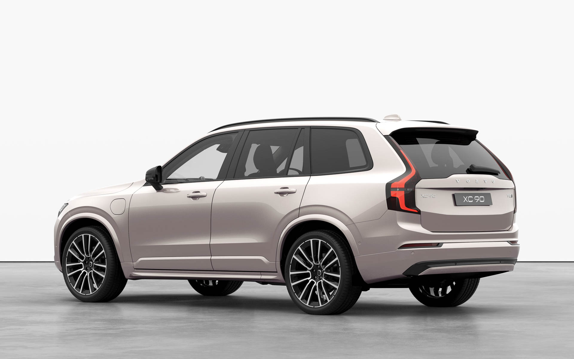 新型XC90 T8 AWD plug-in hybrid