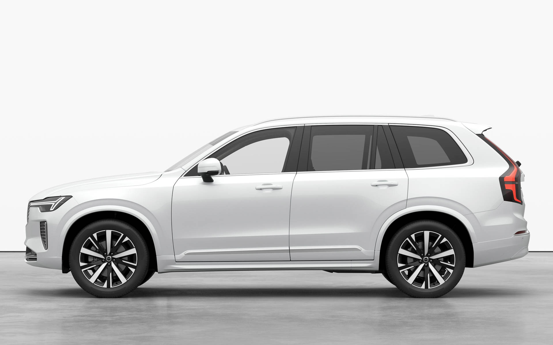 新型XC90 B5 AWD