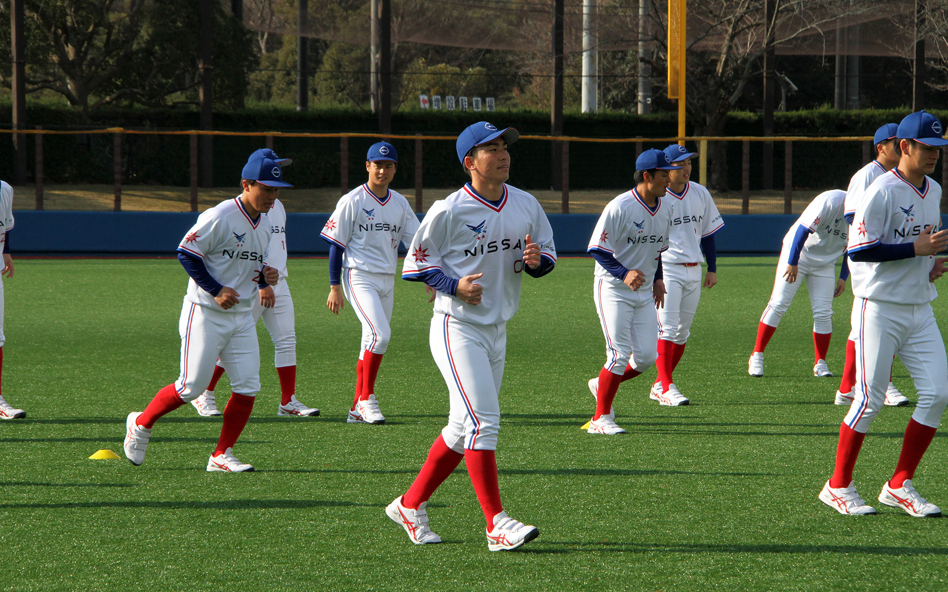 日産自動車本社公式野球部による公開練習が行なわれた