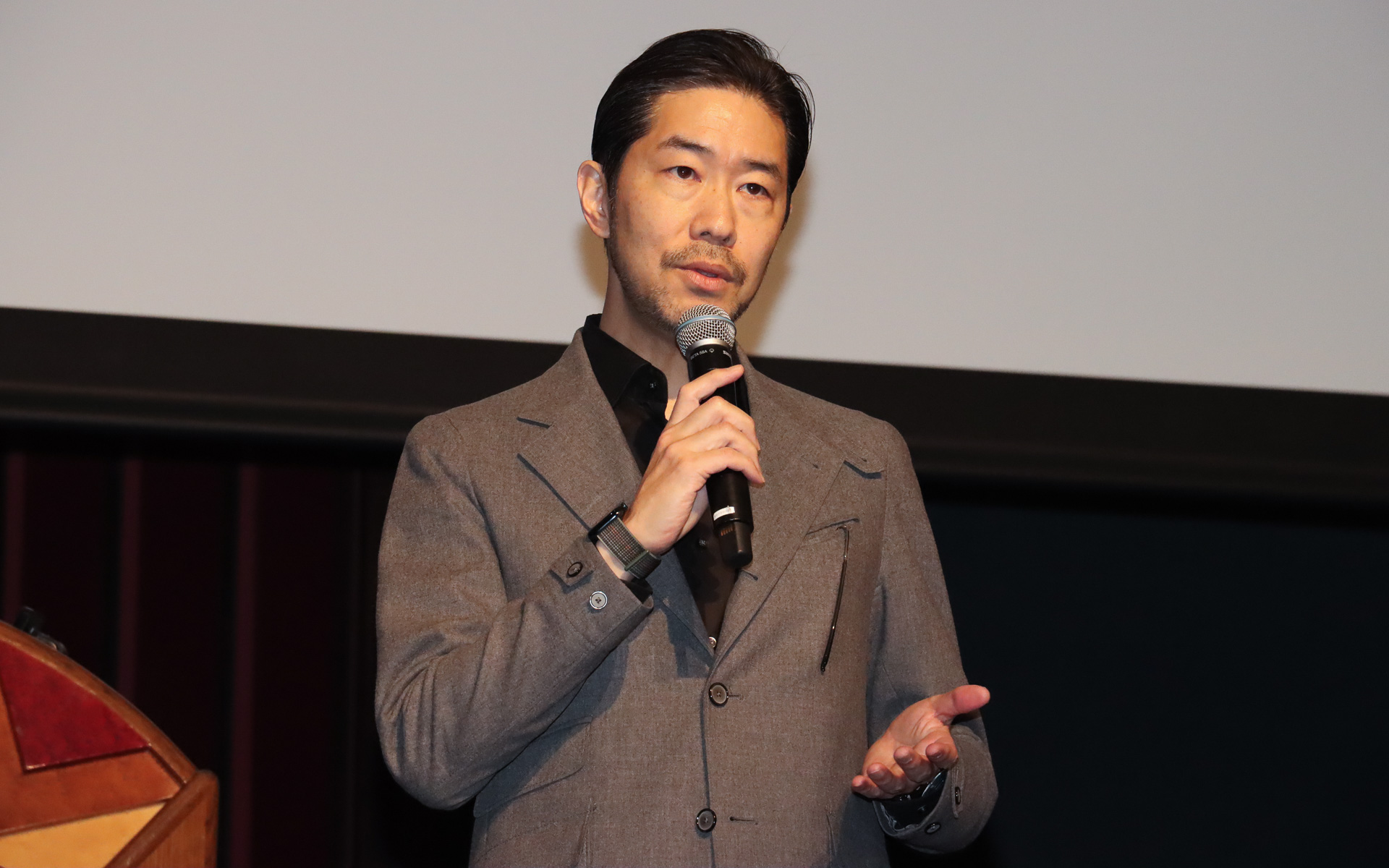 ポルシェジャパン株式会社 広報部 部長 黒岩真治氏