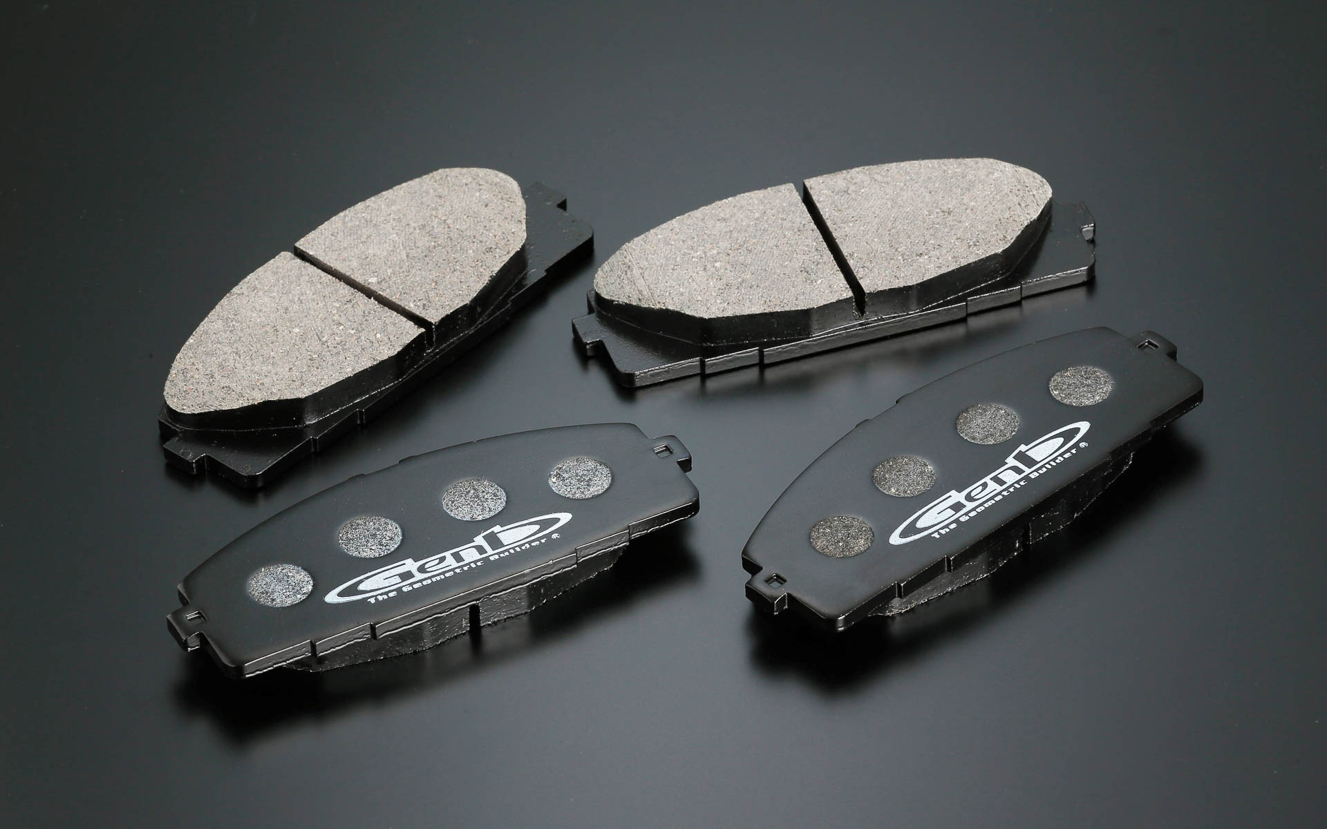 リニューアルした「マルチファンクションブレーキパッド」