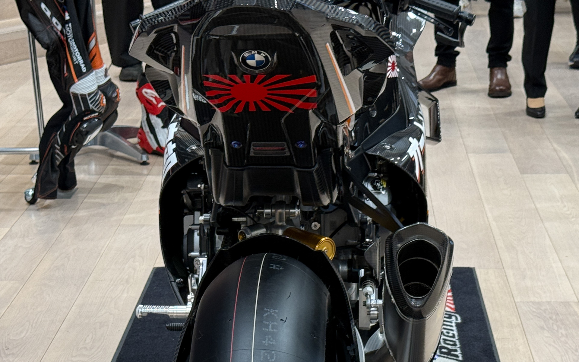 参戦マシンのBMW「M1000RR」