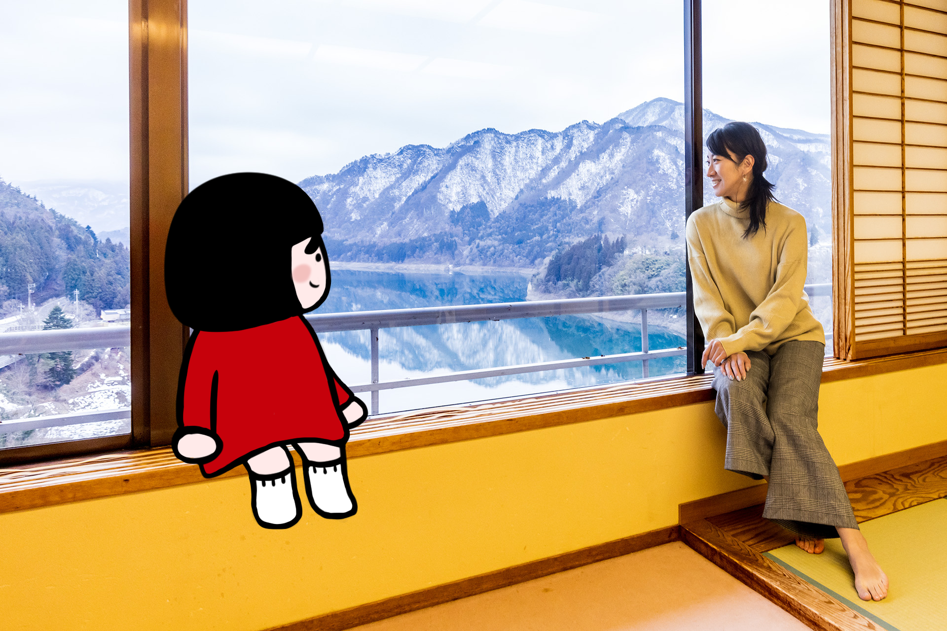 赤谷湖ビューで檜の内風呂つきの和室。大きな窓からは雪をまとった山々の景色が見えました