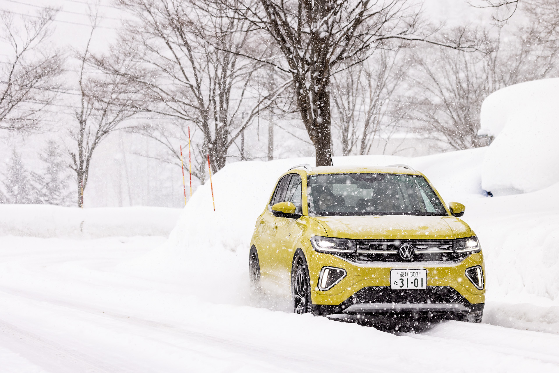 シンクロウェザーは雪道でも、ちゃんと思い通りのイメージしたラインを走る感じがしました