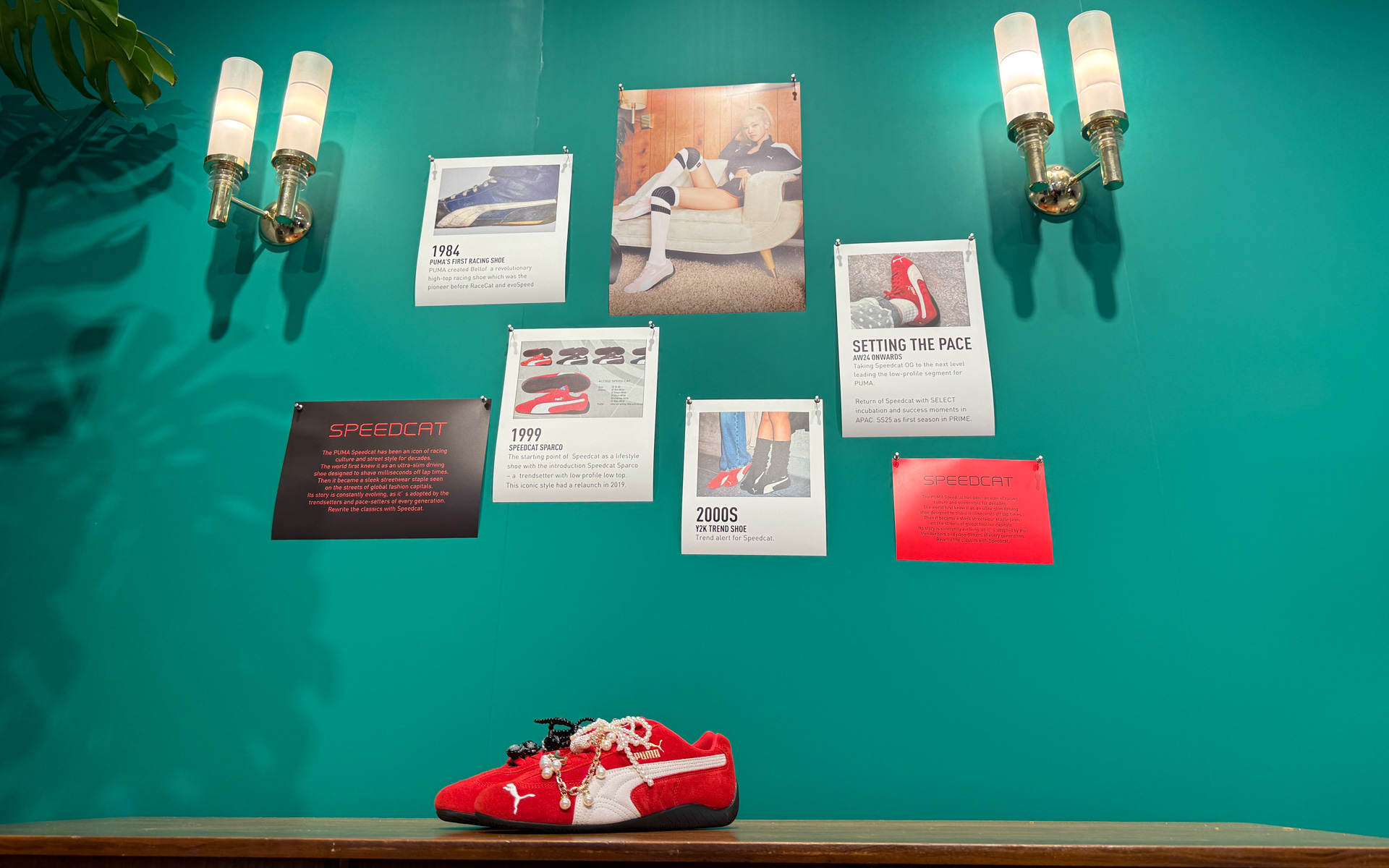 キャンペーンビジュアルを彷彿とさせる空間を用意