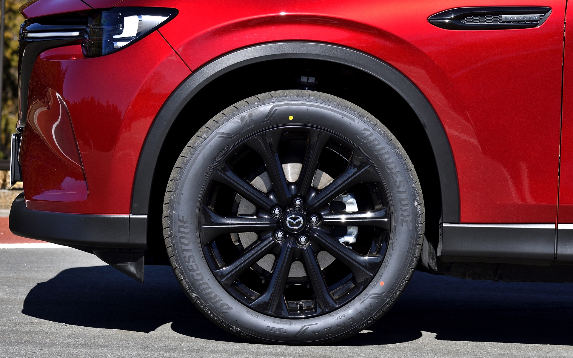 XD SP専用となる20インチホイール（ブラックメタリック塗装）