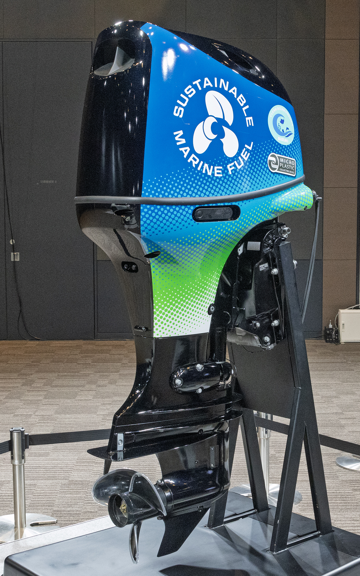 船外機のDF140B T（X）