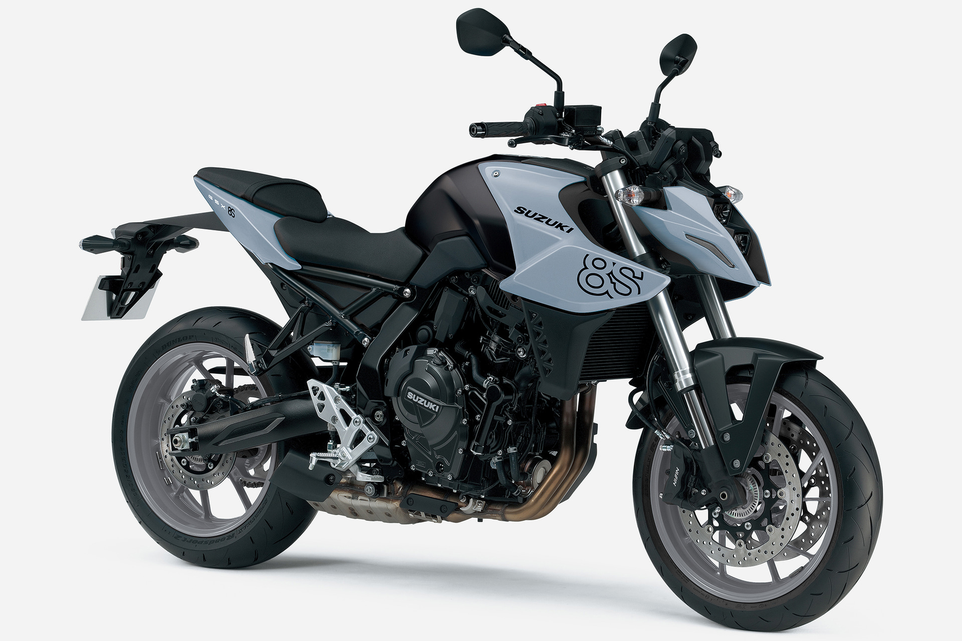 画像はスペックでライバル車に劣っていても、ユーザーの評価が高いGSX-8S。カラーはグラスマットメカニカルグレー