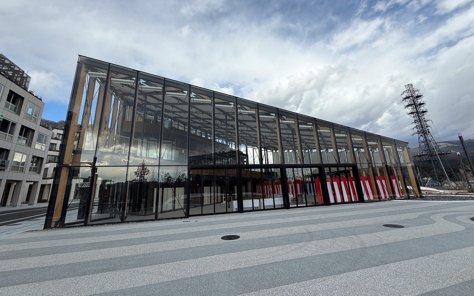 コラボレーションを行なうKakezan Invention Hub