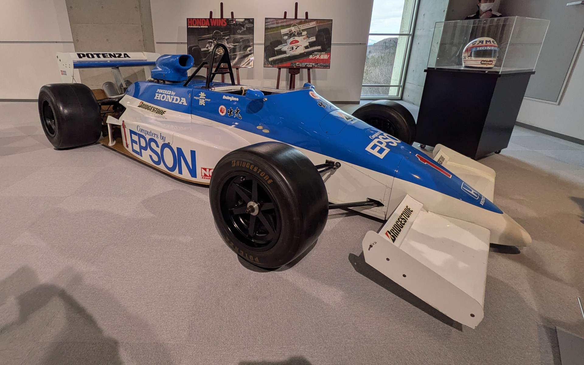 中嶋悟監督が全日本F2選手権のラストイヤーとなった1986年にシリーズチャンピオンを獲得した「マーチ ホンダ 86J」