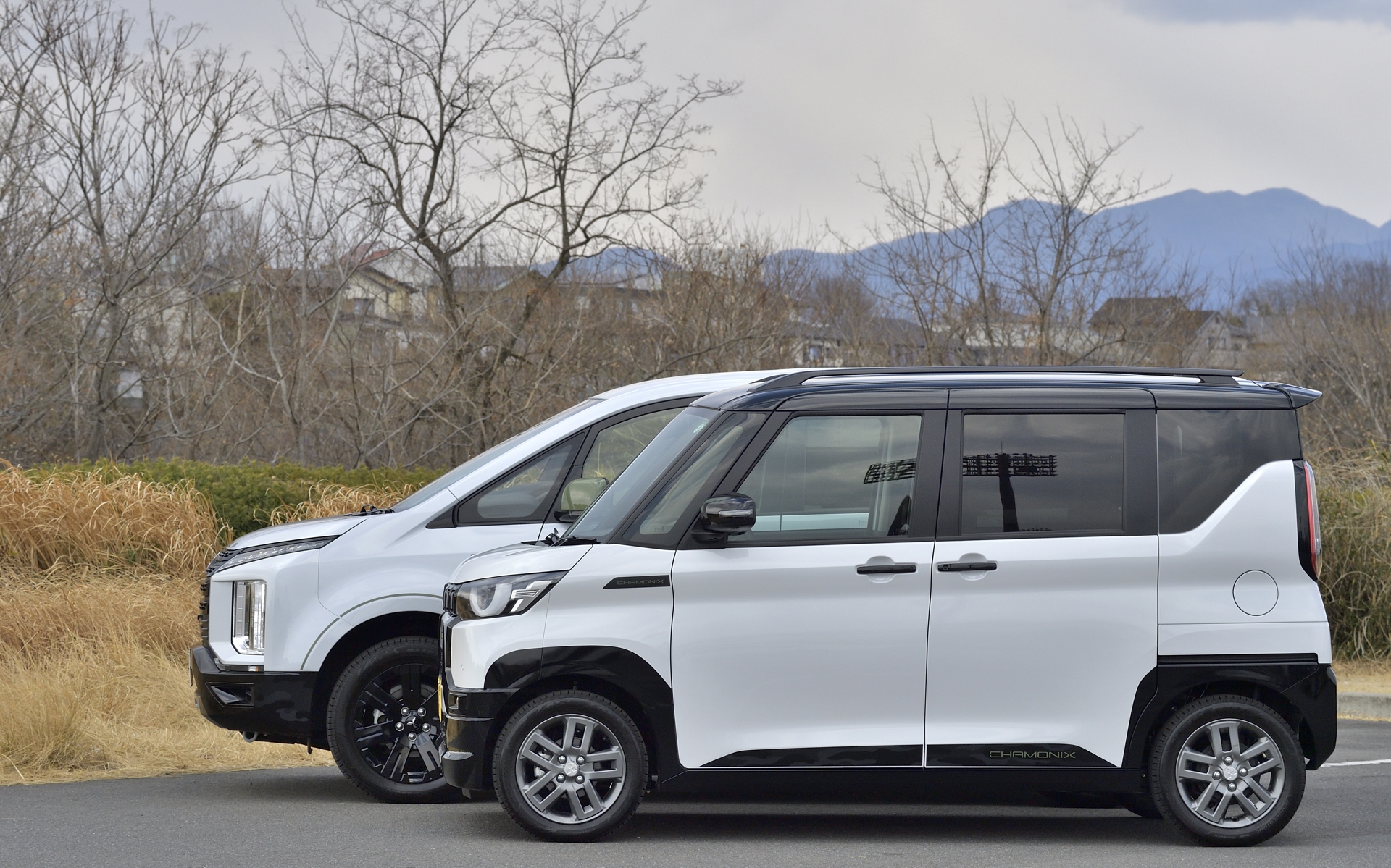 デリカD:5の全高1875mmに対してデリカミニの全高は1830mm（4WD）とほぼ互角。軽自動車でありながら、その積載能力はかなり高い