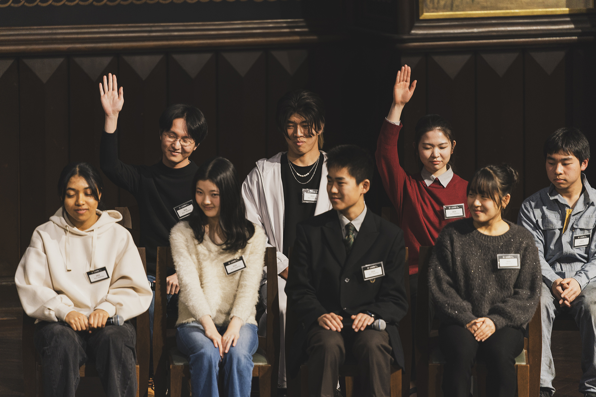 鈴木おさむ検事から「不安だったよね？」「大変だったでしょ？」と誘導尋問されて手を挙げる過去の学生たち