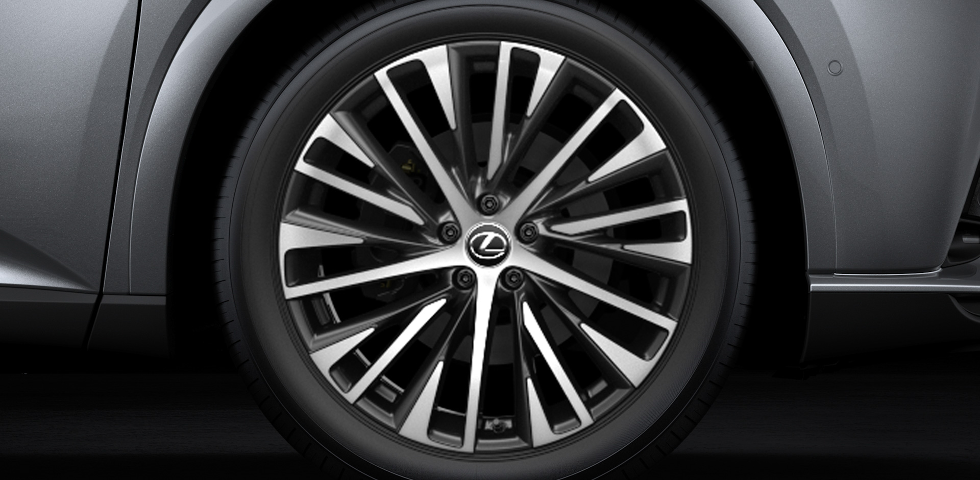 235/50R21 101Wタイヤ＆21×8Jアルミホイール（ダークグレーメタリック塗装＋切削光輝）