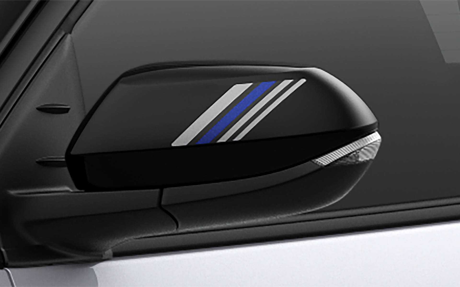 ヤリス Z“URBANO”ドアミラーステッカー（販売店装着オプション）