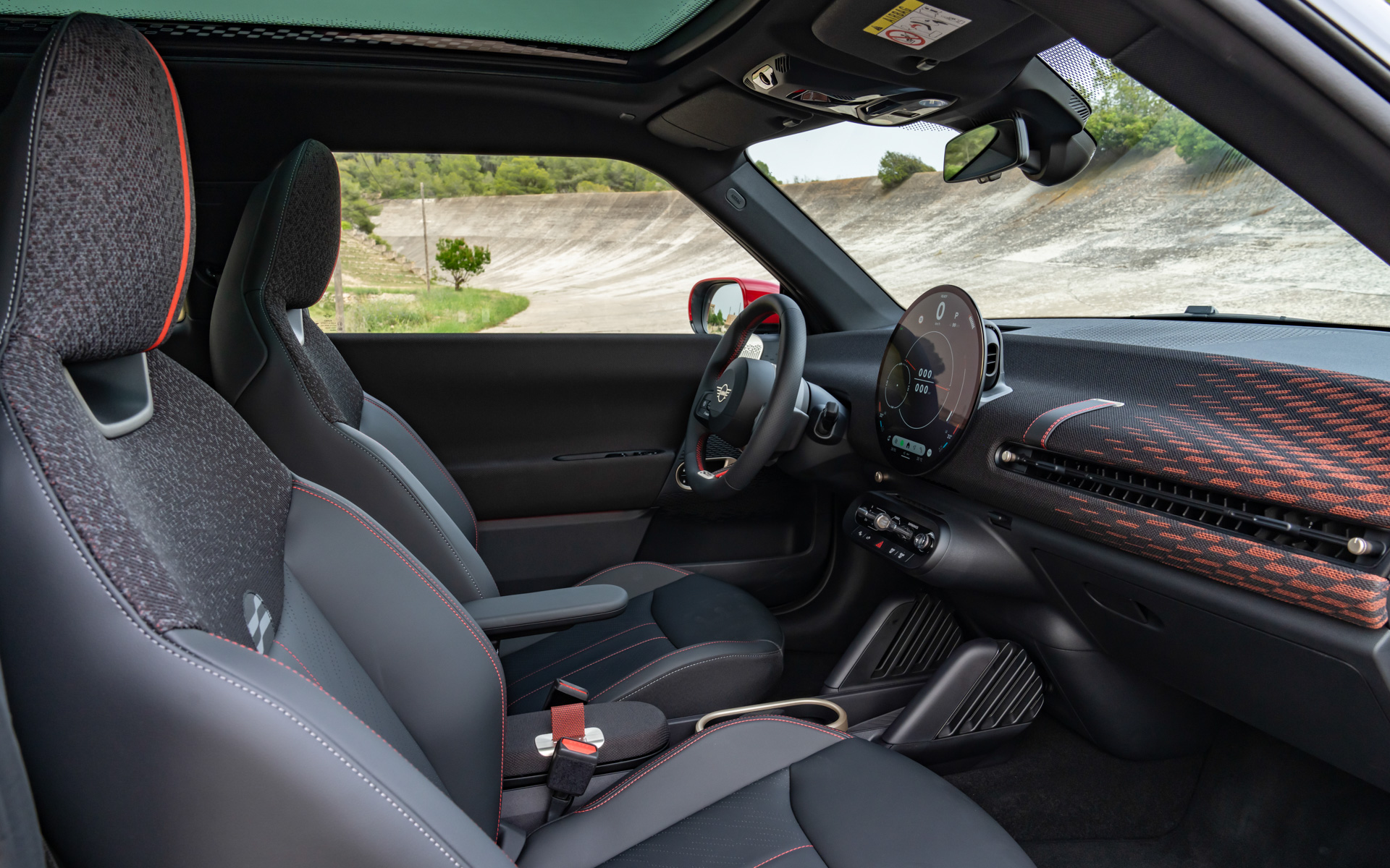 MINI JOHN COOPER WORKS E