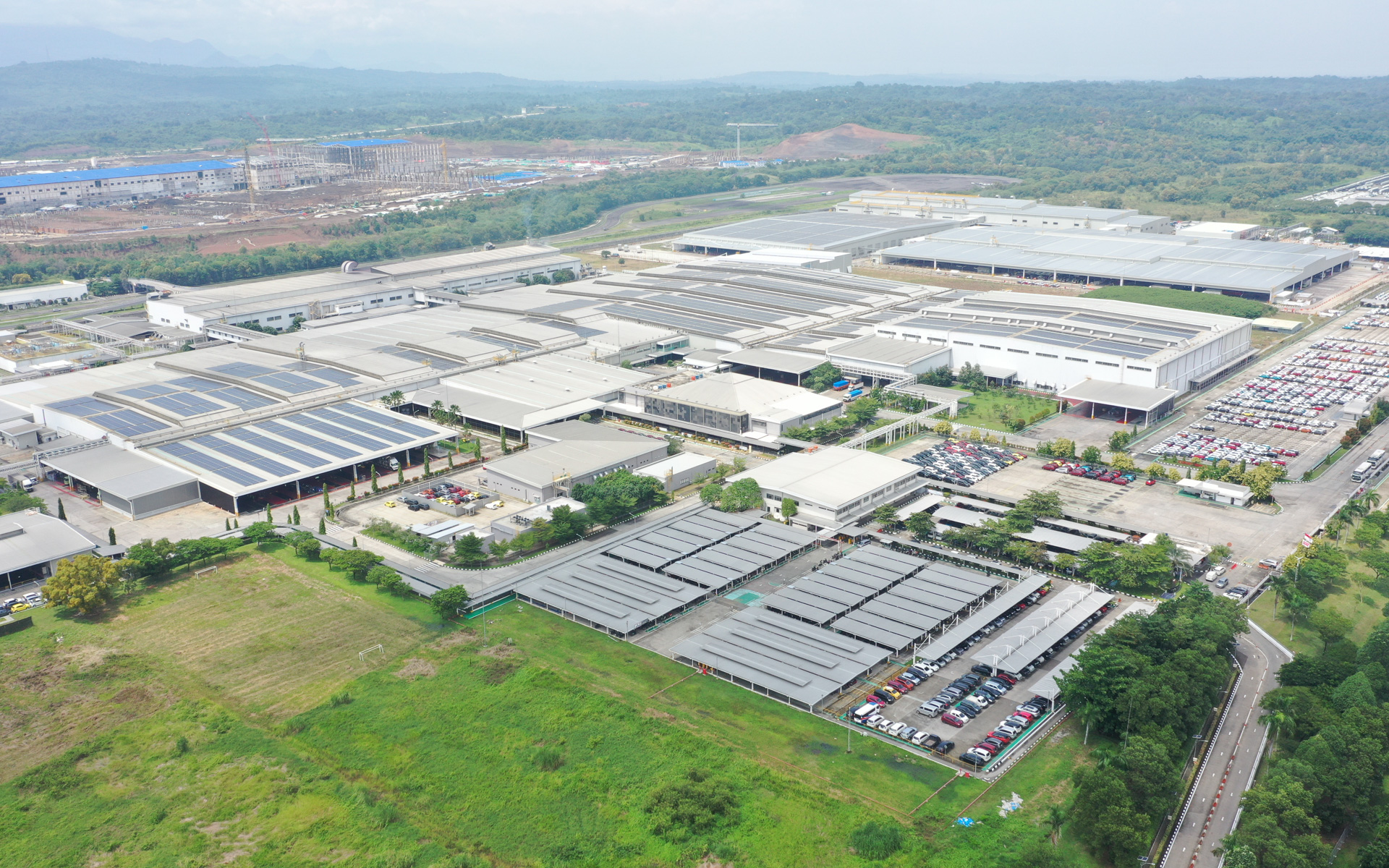 カラワン工場全体