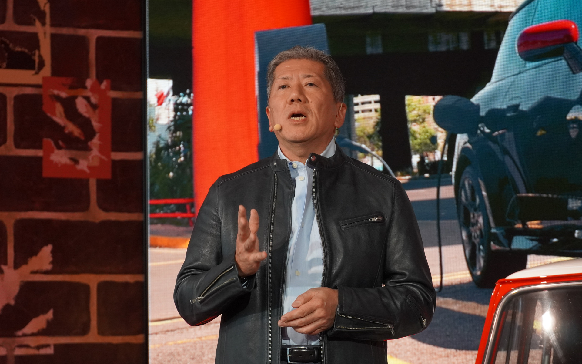 ビー・エム・ダブリュー 代表取締役社長 長谷川正敏氏