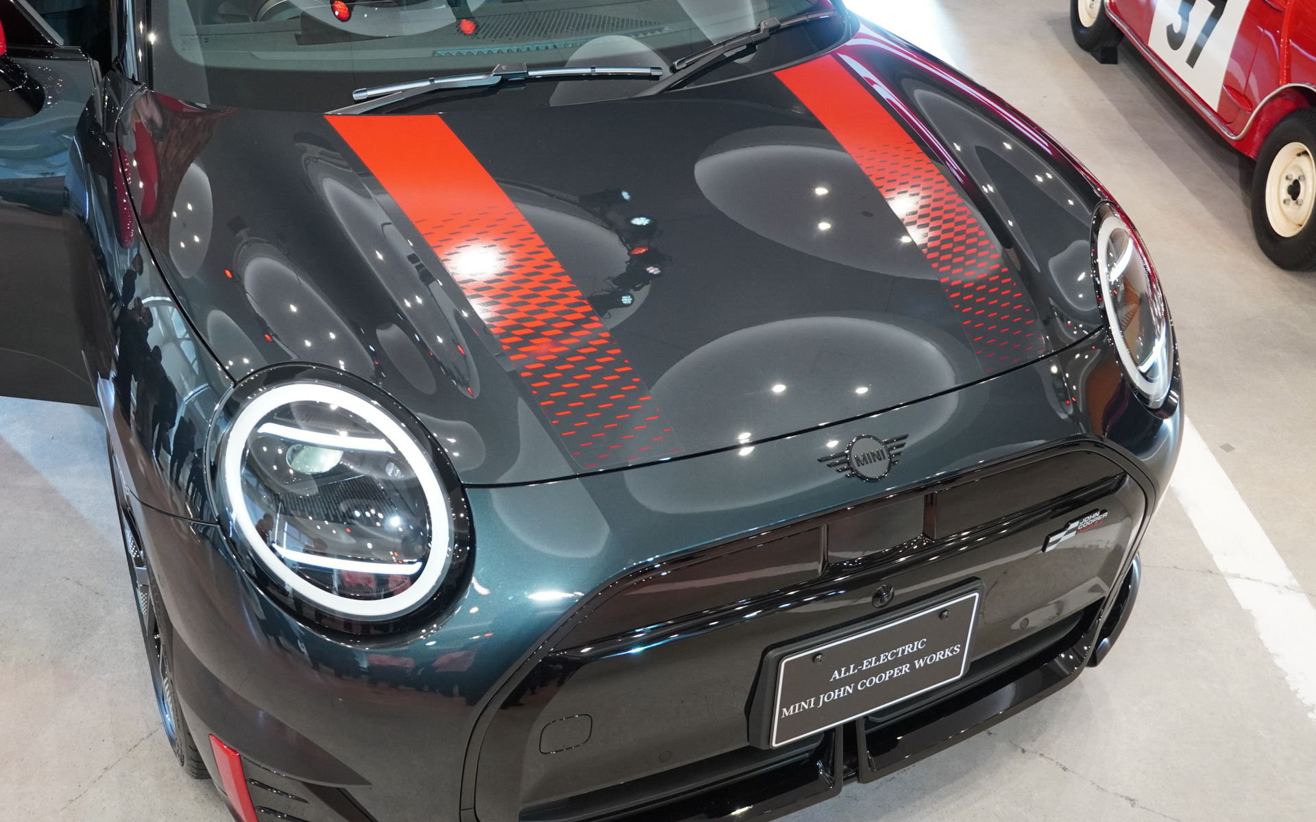 MINI JOHN COOPER WORKS E