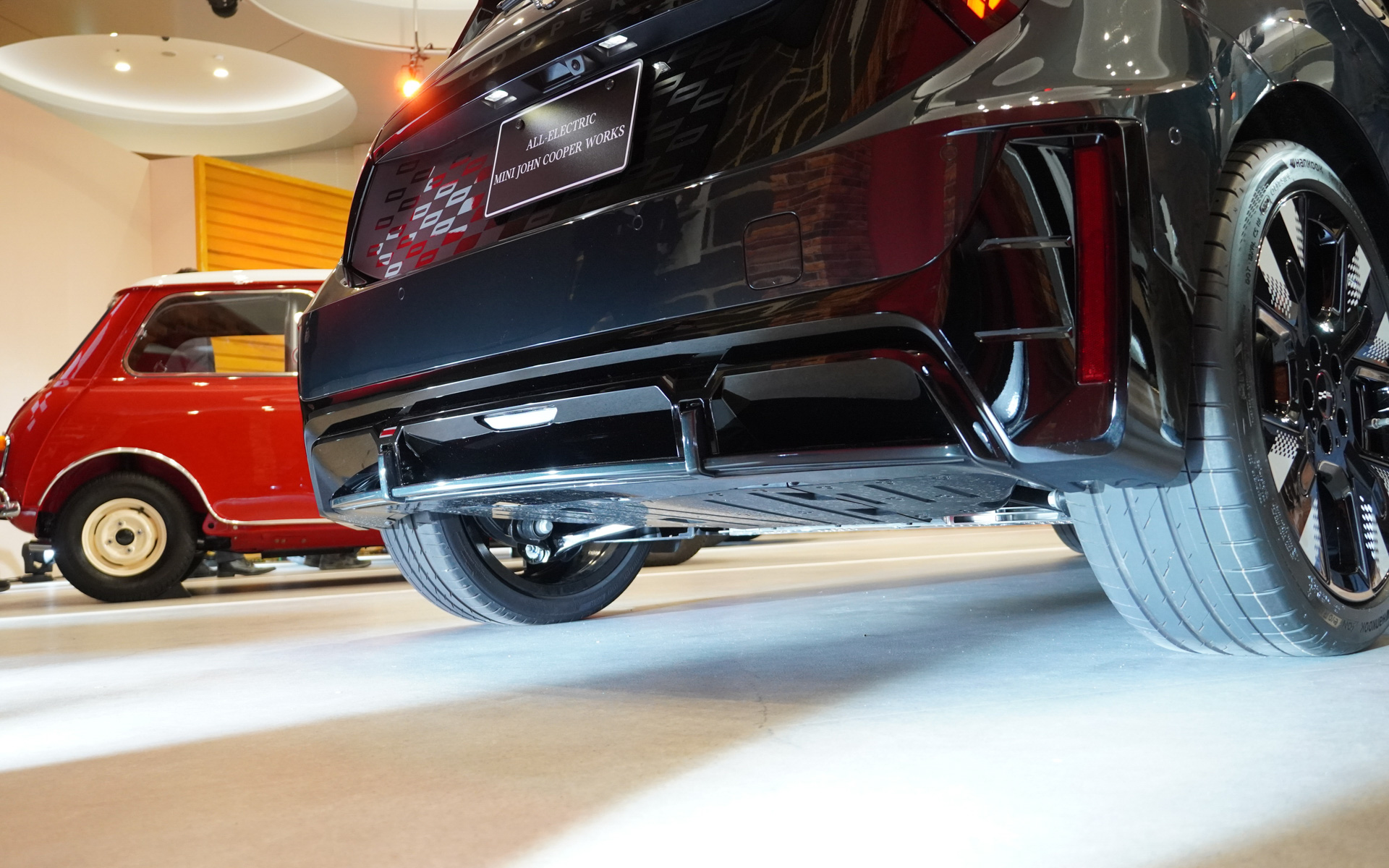 MINI JOHN COOPER WORKS E