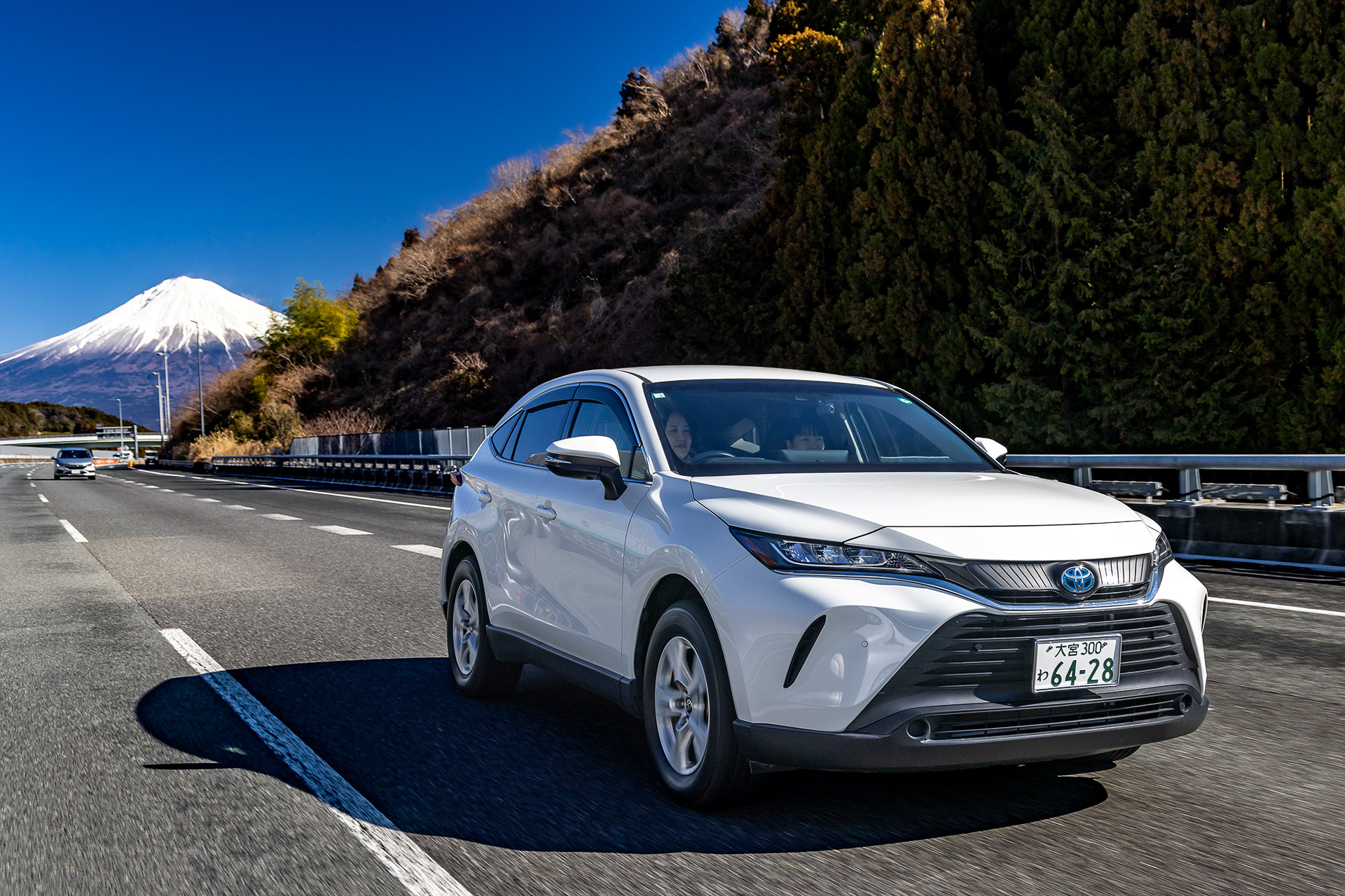 高速道路での乗り心地はまろやか、そしてロードノイズも静かなことを感じ取れた
