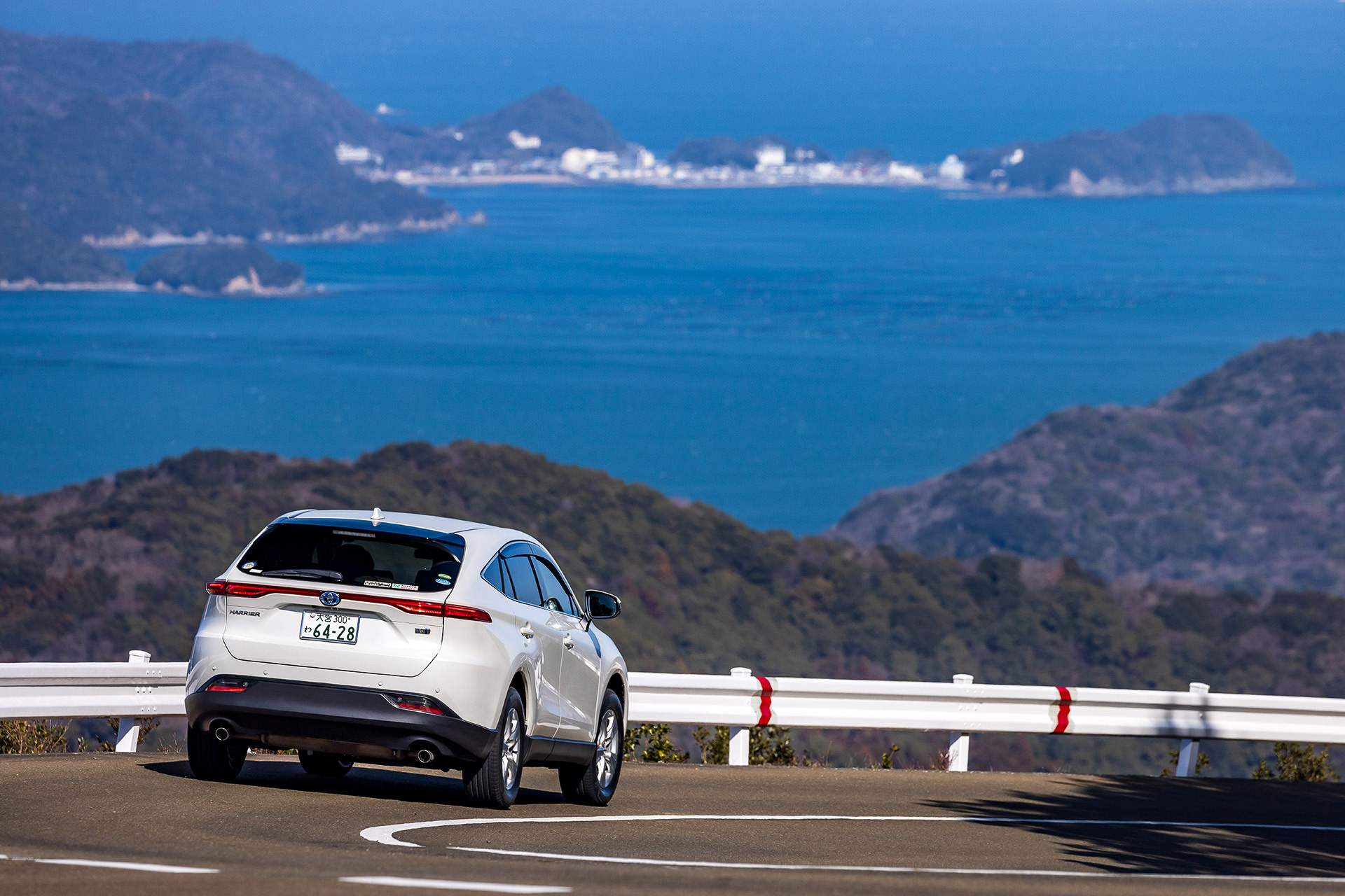 「自分の思いどおりに運転できた」と琴音さんもハリアーとアレンザ 001の組み合わせに太鼓判