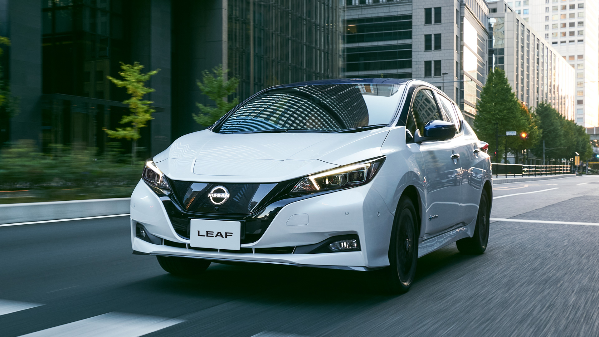 日産「リーフ」