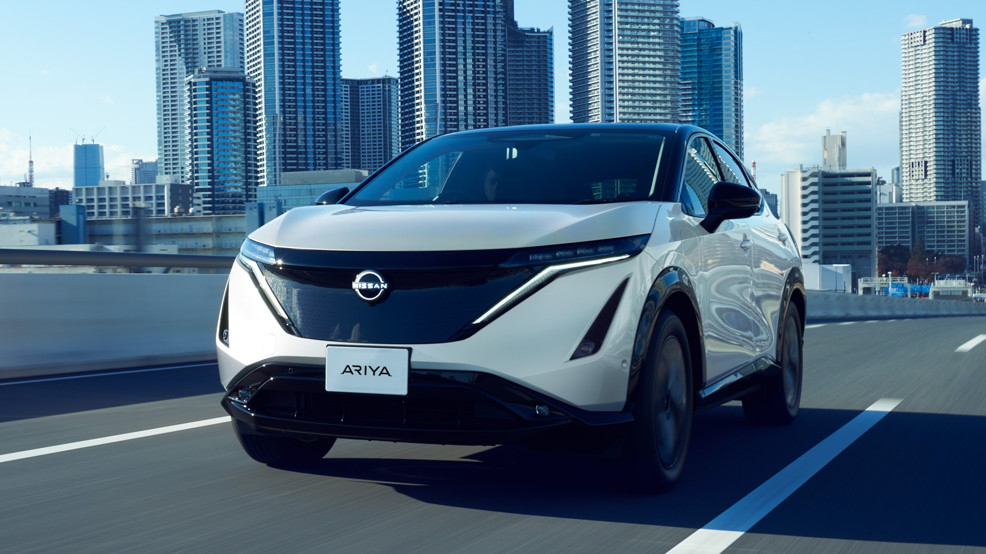 日産「アリア」