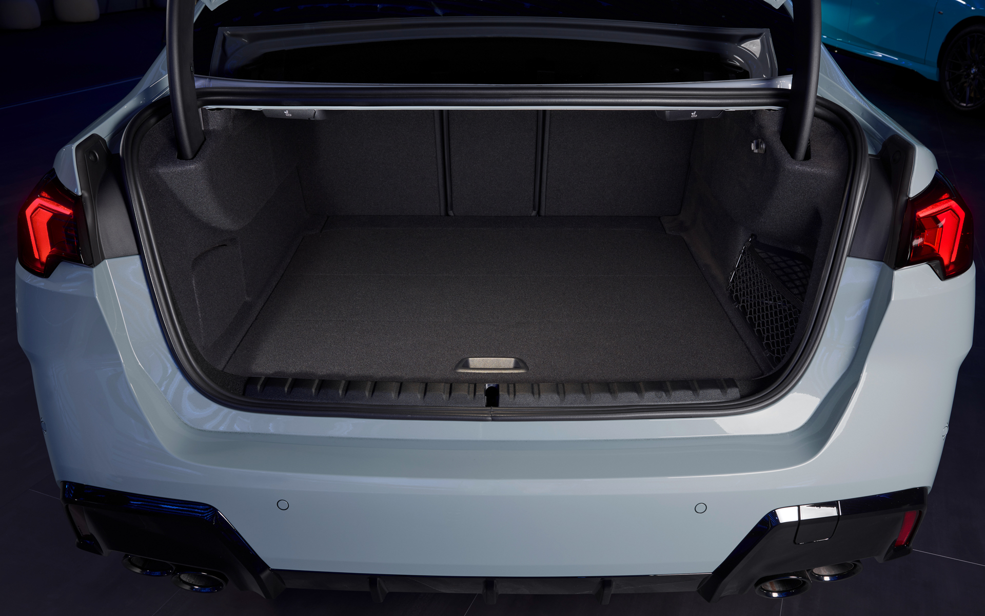 トランクスペース