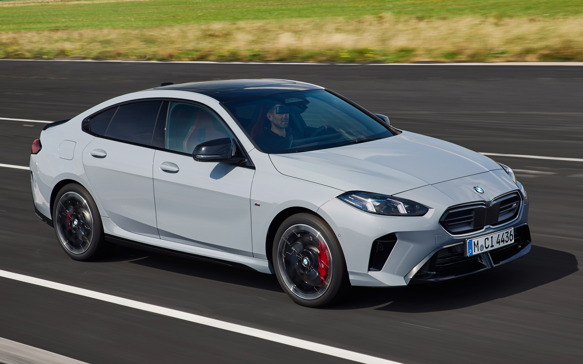 新型2シリーズ グランクーペ