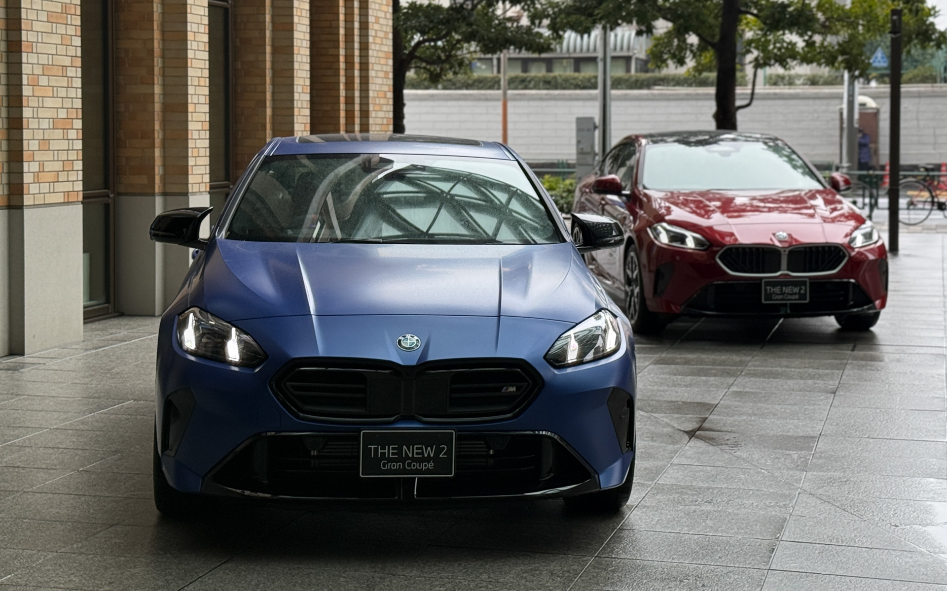 発表会場は麻布台ヒルズにあるブランド・ストア「FREUDE by BMW」