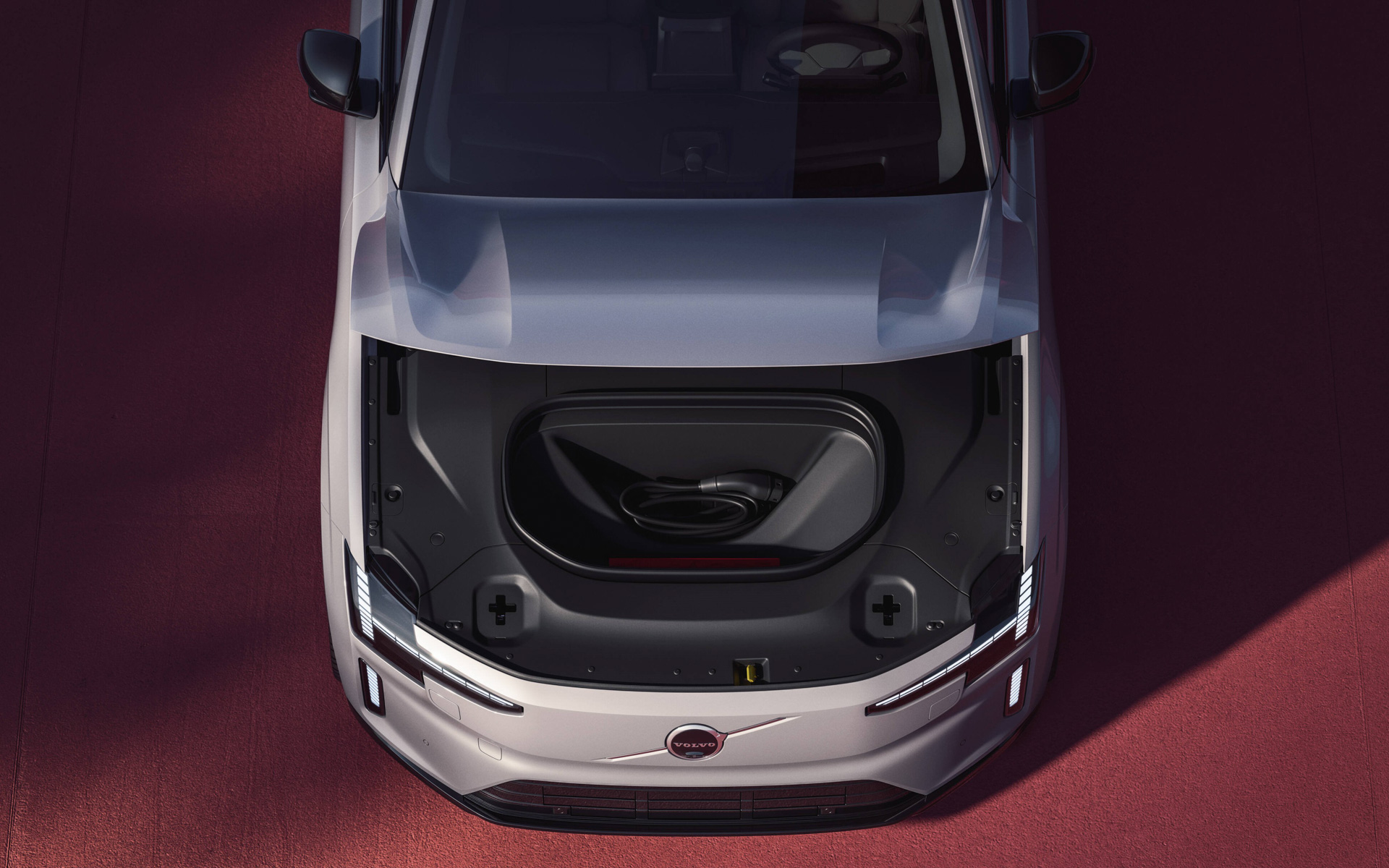 新型EV「ES90」の収納やインテリア