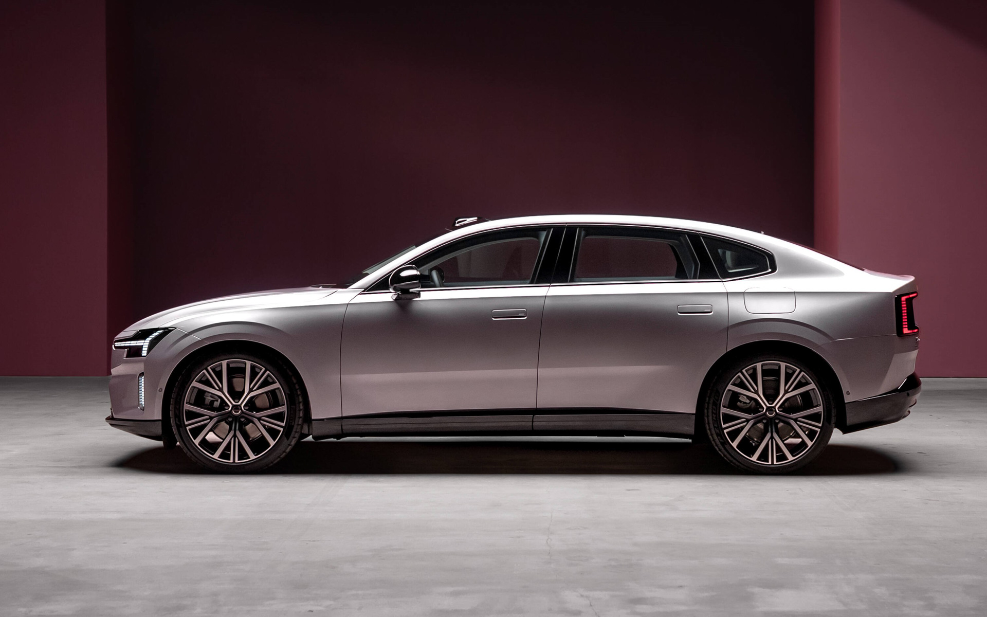 新型EV「ES90」のエクステリア