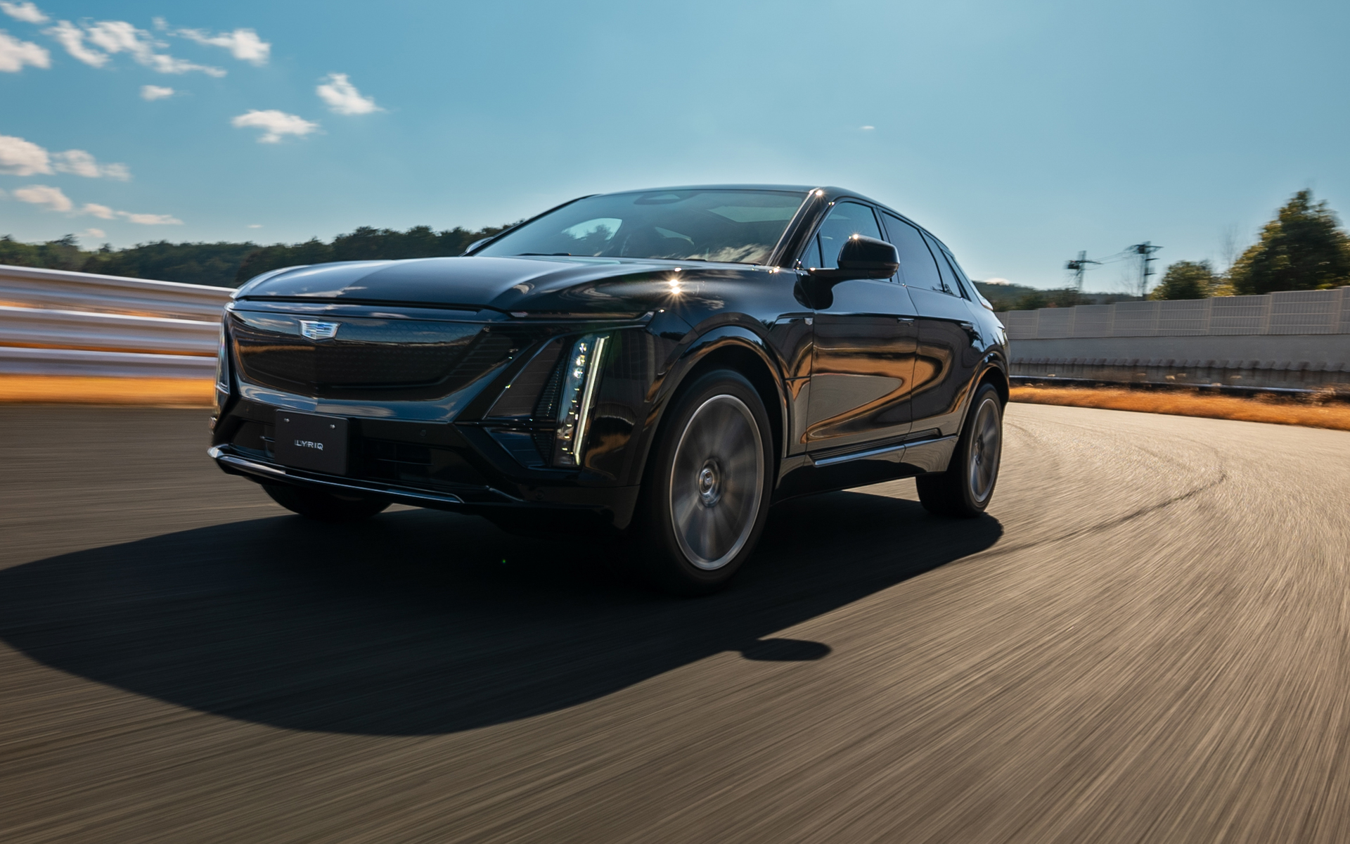 キャデラック「リリック」