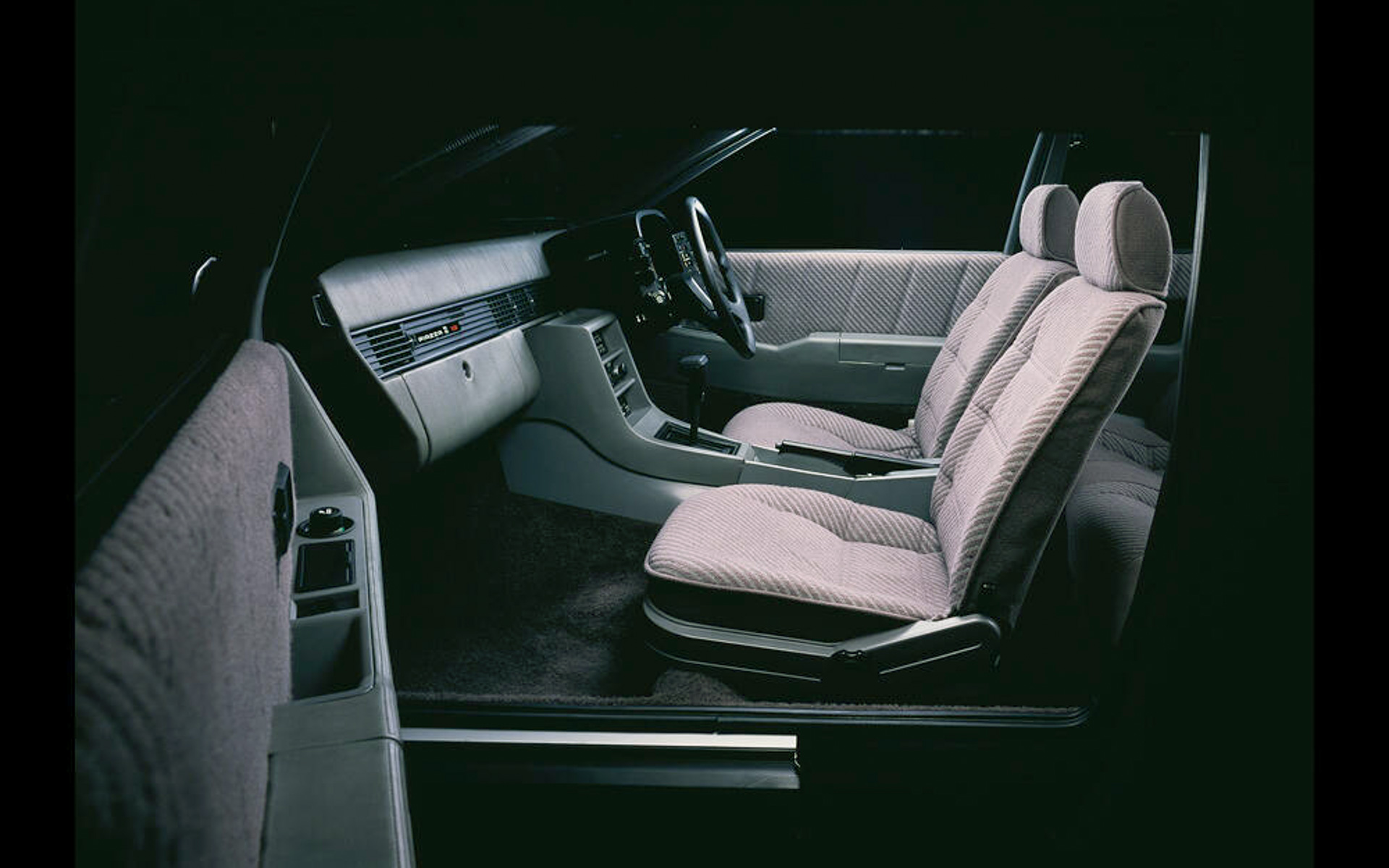 ピアッツァ JR130型