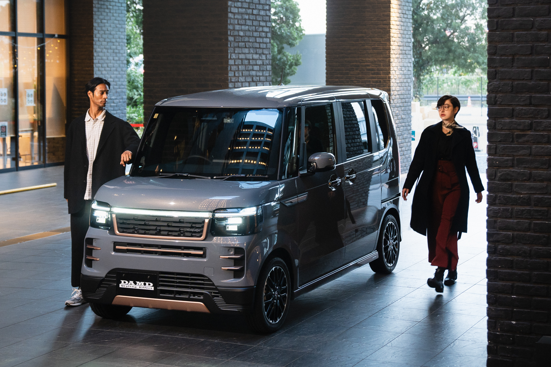 N-BOX カスタム用ボディキット「ロドニー」装着イメージ