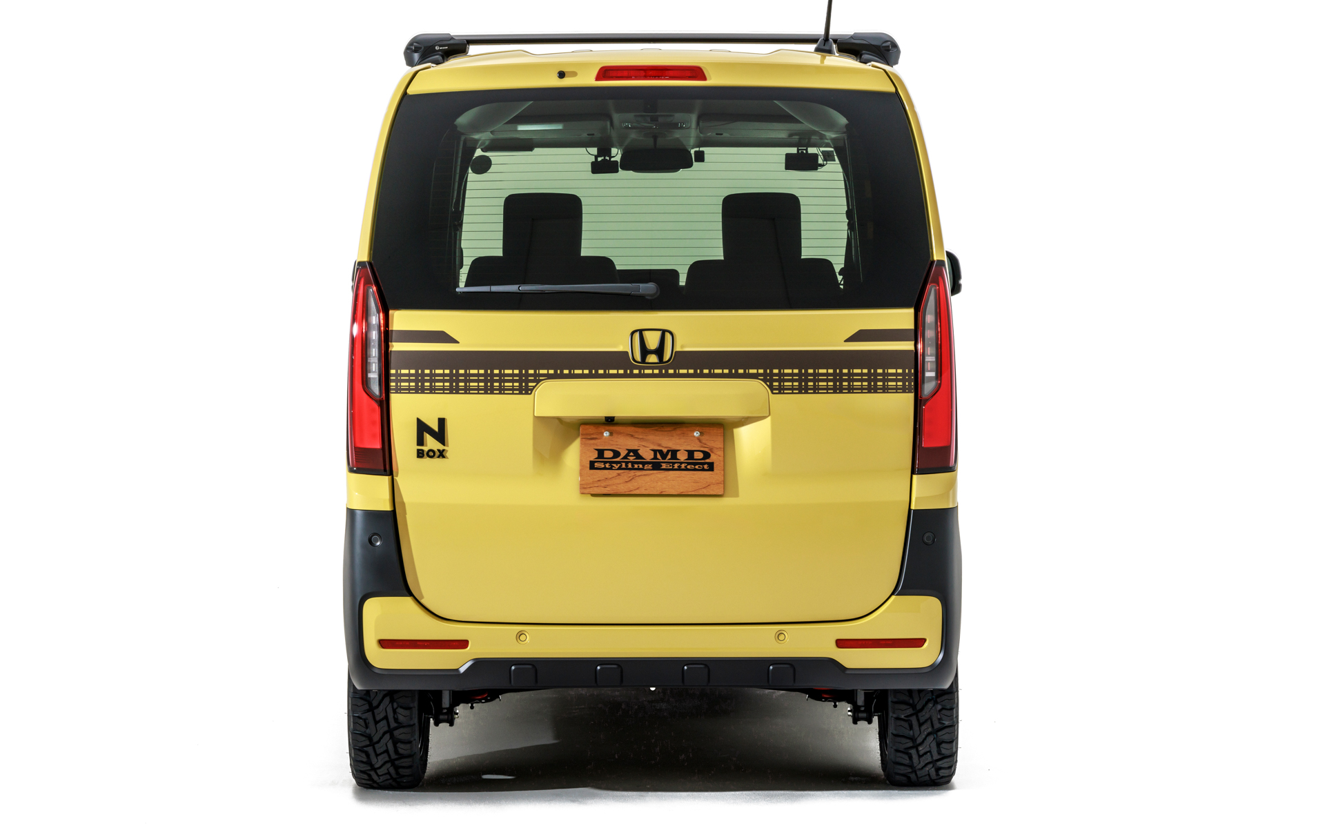 N-BOX＆N-BOX JOY用ボディキット「アンジー」装着イメージ