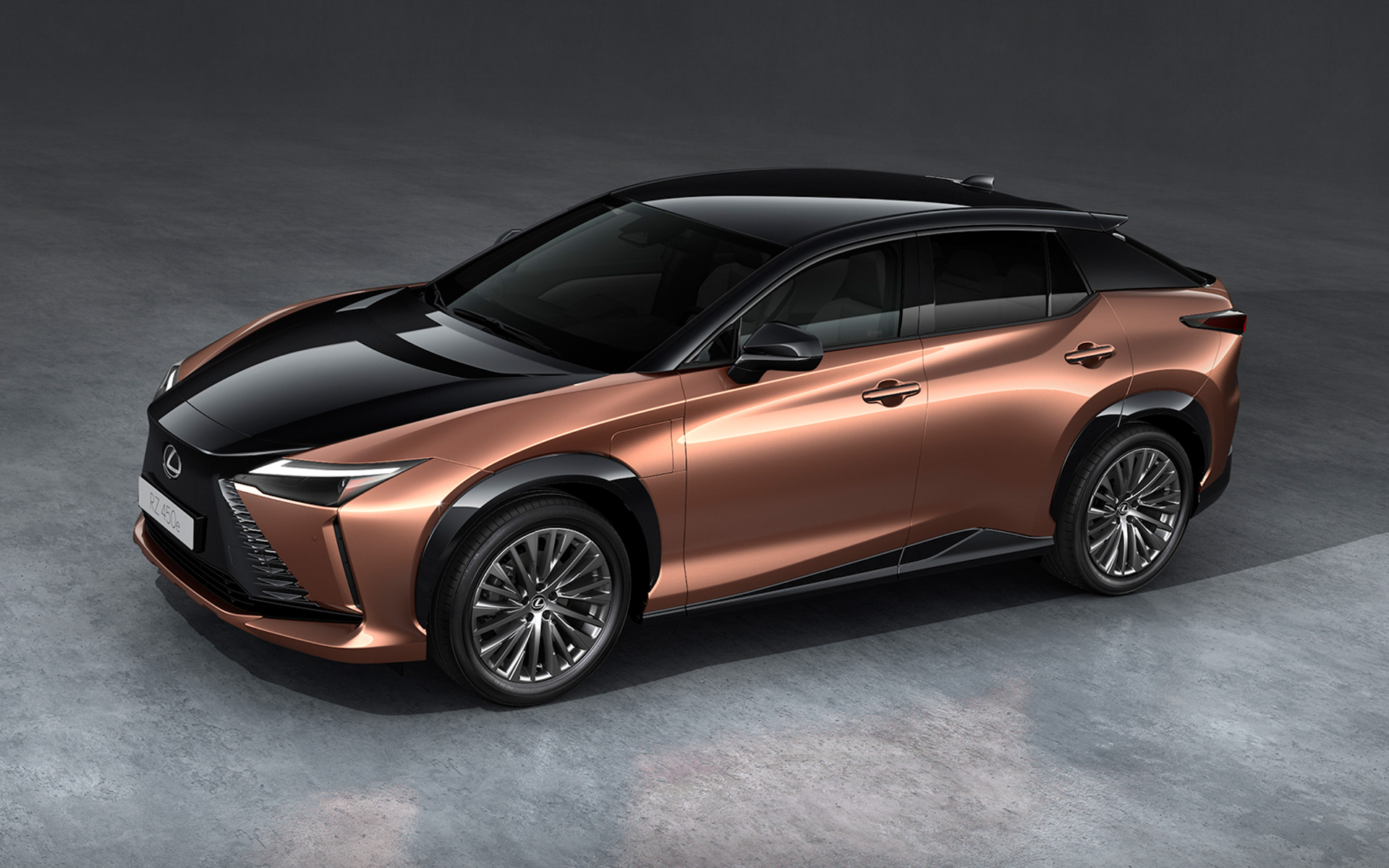 ボディカラー：ソニックカッパー＆ブラック（バイトーン）