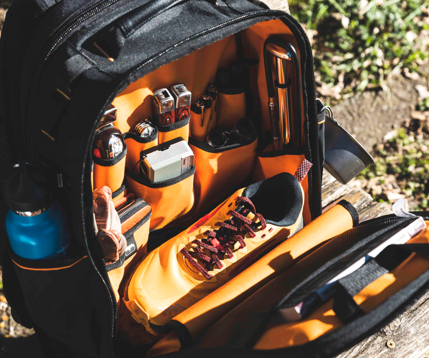 ガレージでもアウトドアでも便利