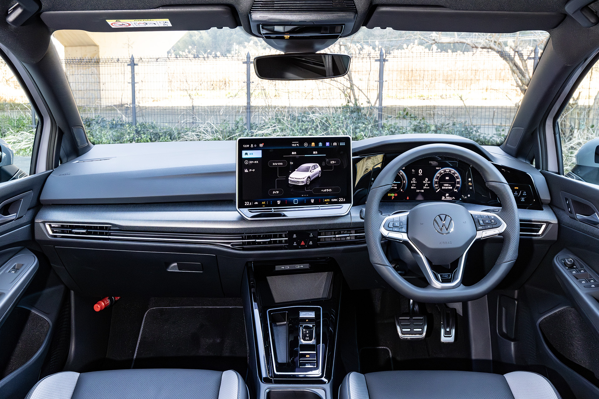 新型「ゴルフ TDI R-Line」のインパネまわり