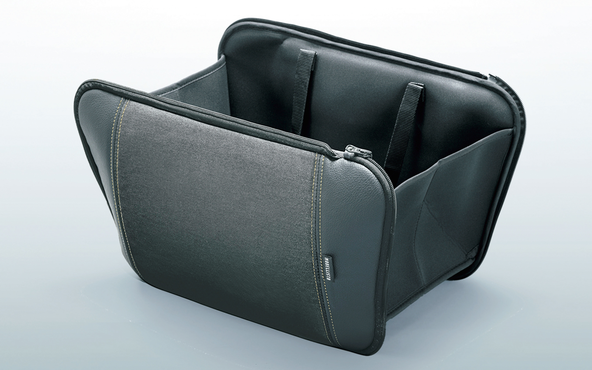 スマートクッショントート（9900円）