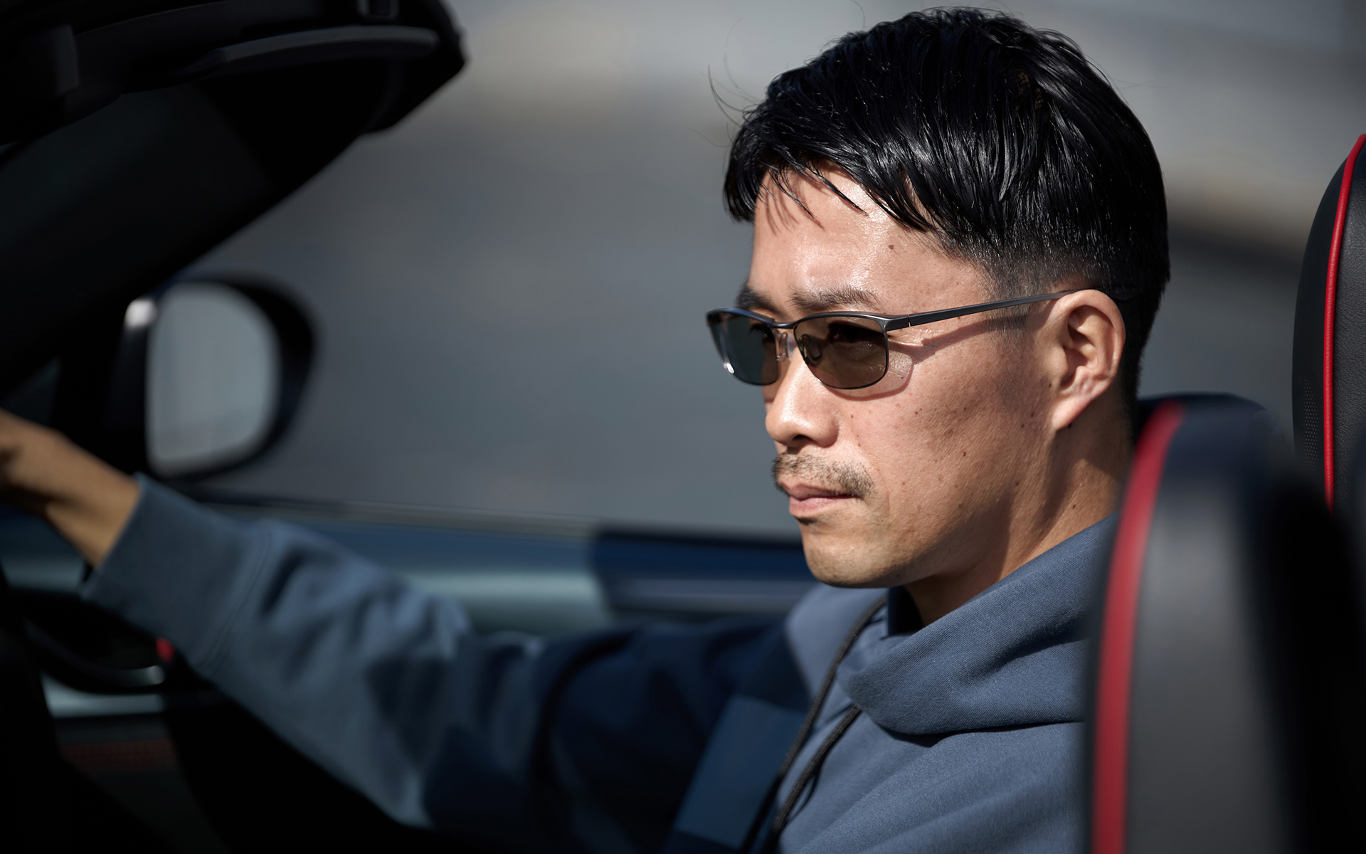 MAZDA SPIRIT RACINGドライビングサングラス