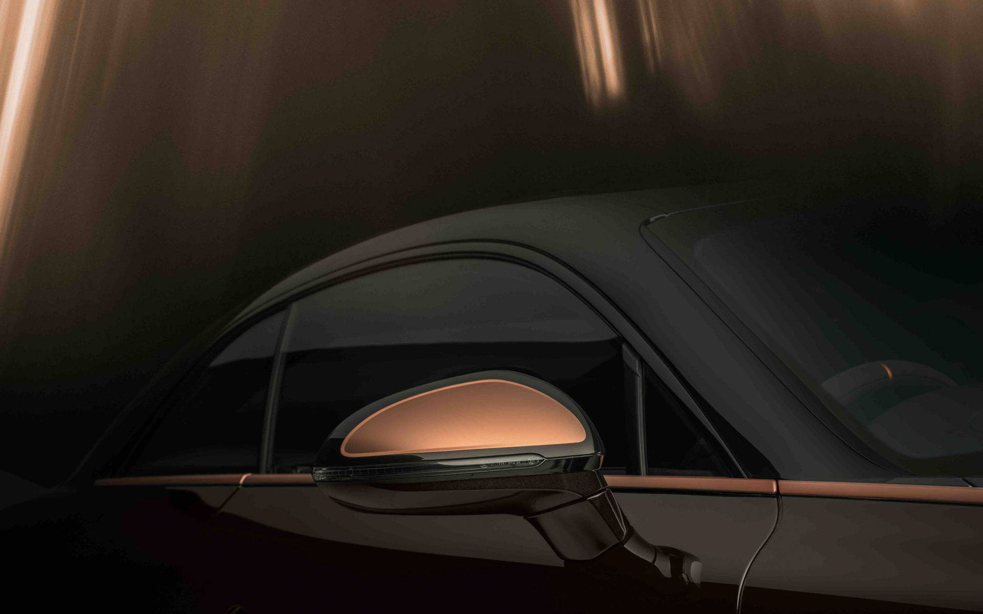 サイドミラーのカバーもローズゴールド