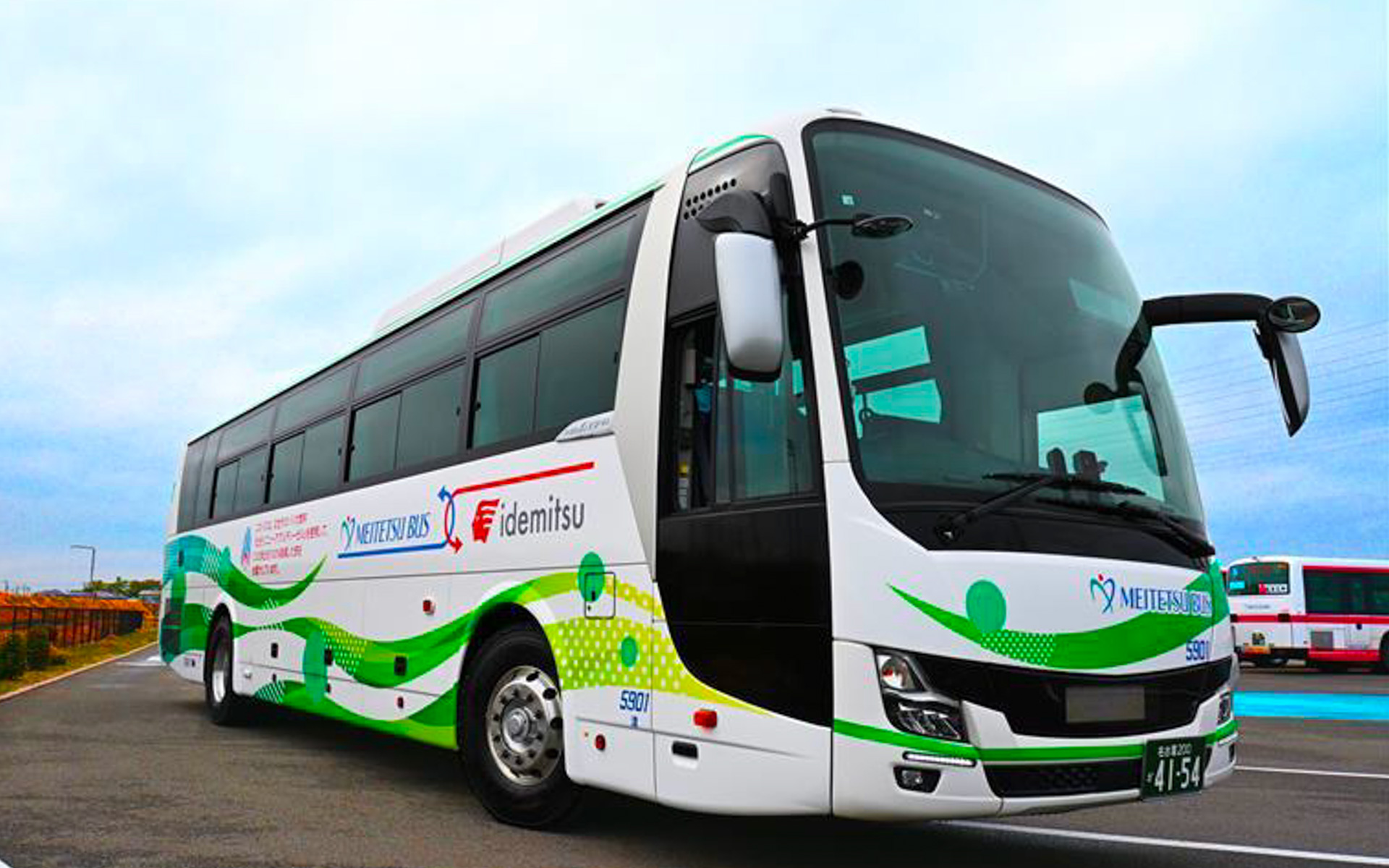 IRDを使用して走行する予定のバス